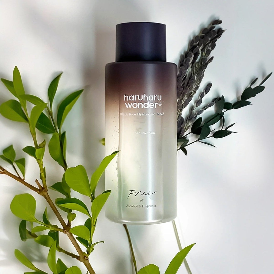 HARUHARU Wonder Black Rice Hyaluronic Toner Unscented 150ml Toner & Essence 1