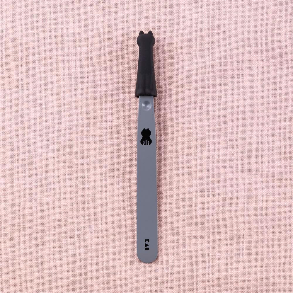 KAI Cat Tweezers with Cap 1pc Skin Care Tool 3